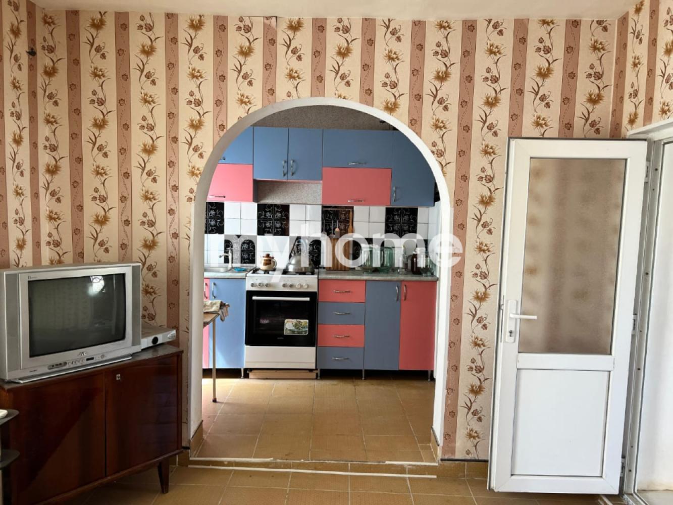  Qala qəsəbəsində torpaq satılır