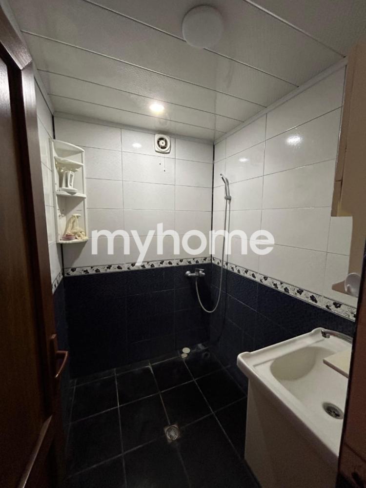  Yeni Yasamal qəsəbəsində 72m² mənzil satılır