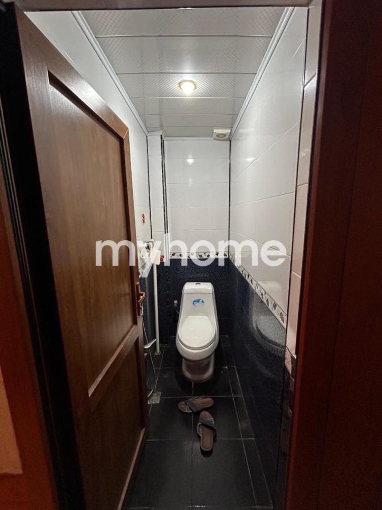 Yeni Yasamal qəsəbəsində 72m² mənzil satılır