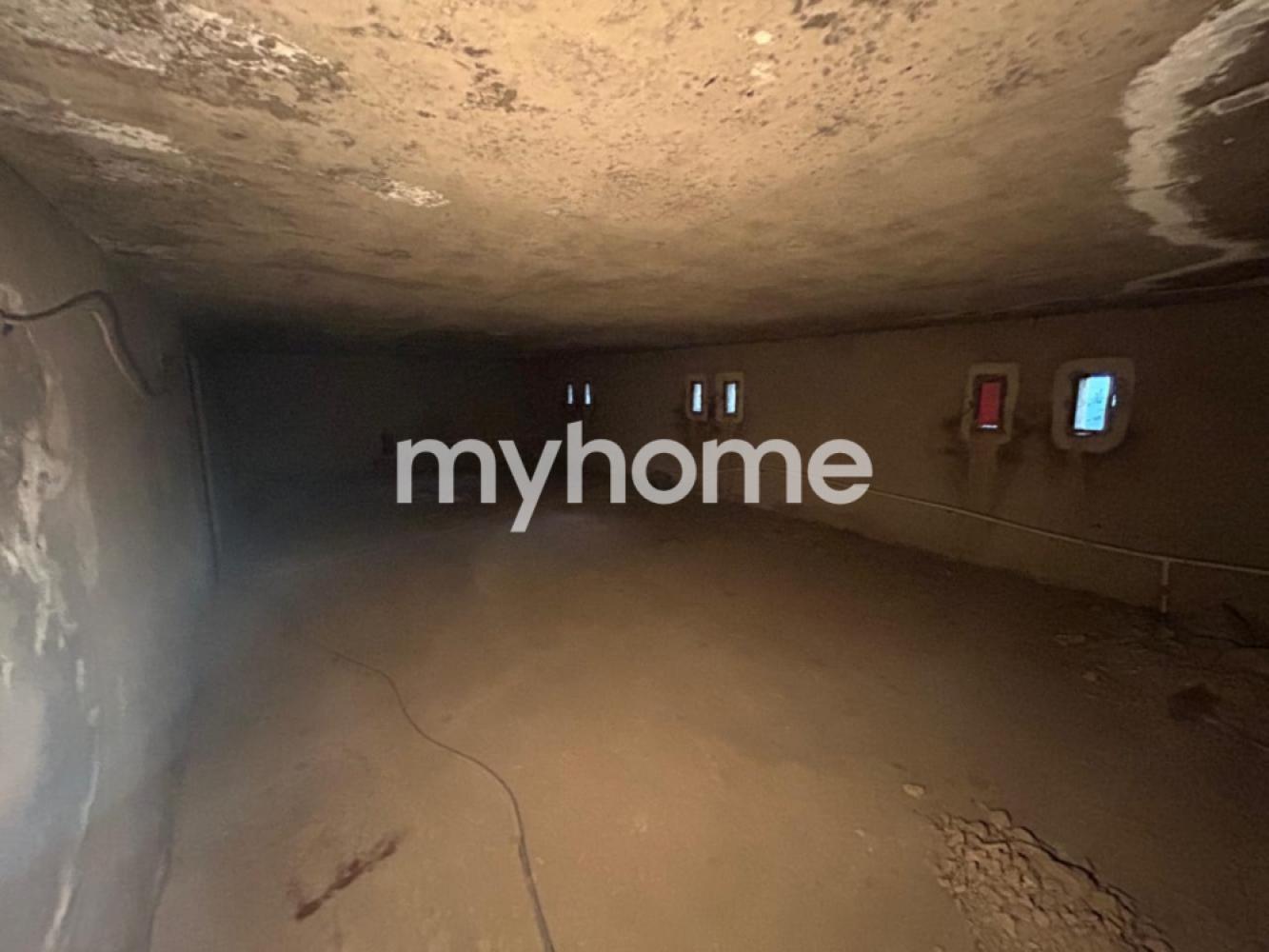  Yeni Yasamal qəsəbəsində 72m² mənzil satılır