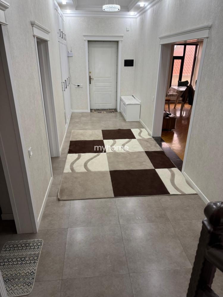  Fatmayı qəsəbəsində 350m² həyət evi satılır