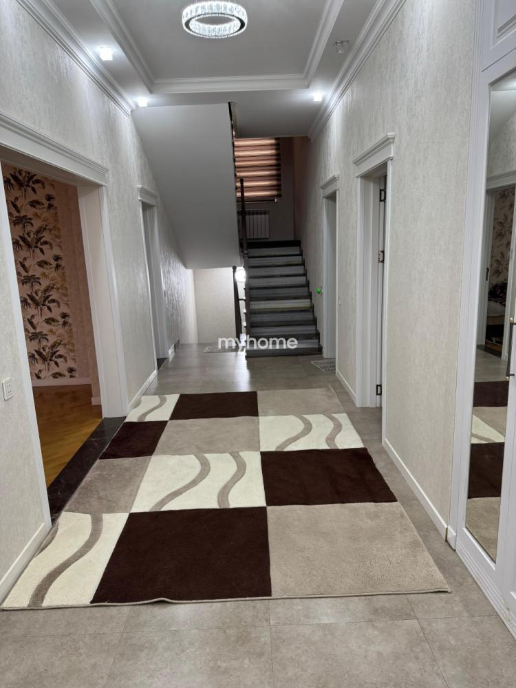  Fatmayı qəsəbəsində 350m² həyət evi satılır