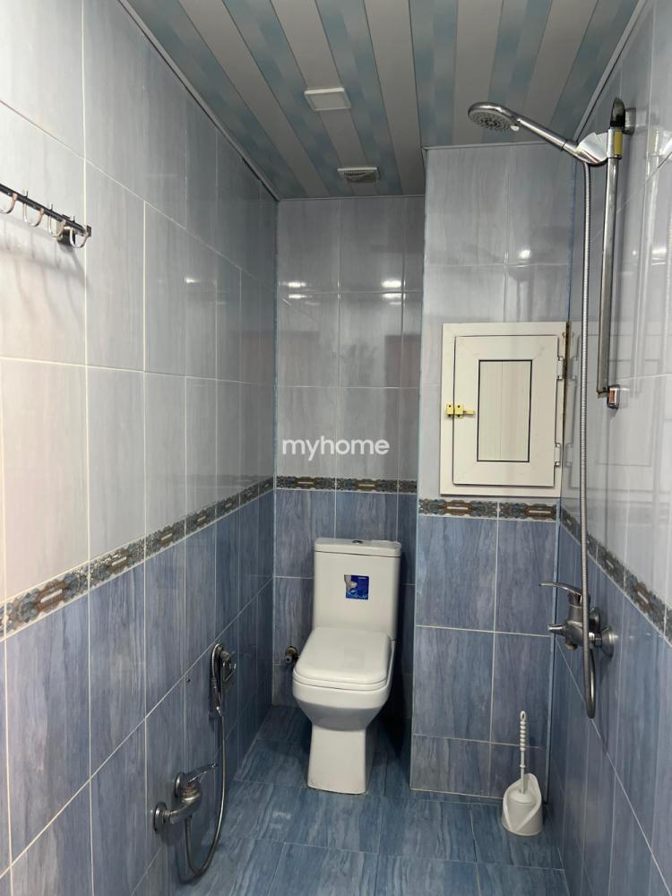  Əhmədli qəsəbəsində 66m² mənzil satılır