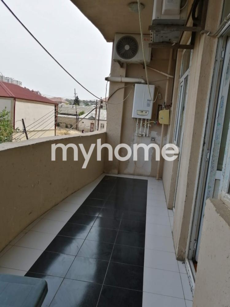  8-ci kilometr qəsəbəsində 67m² mənzil satılır