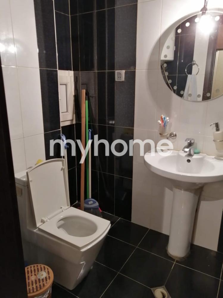  8-ci kilometr qəsəbəsində 67m² mənzil satılır