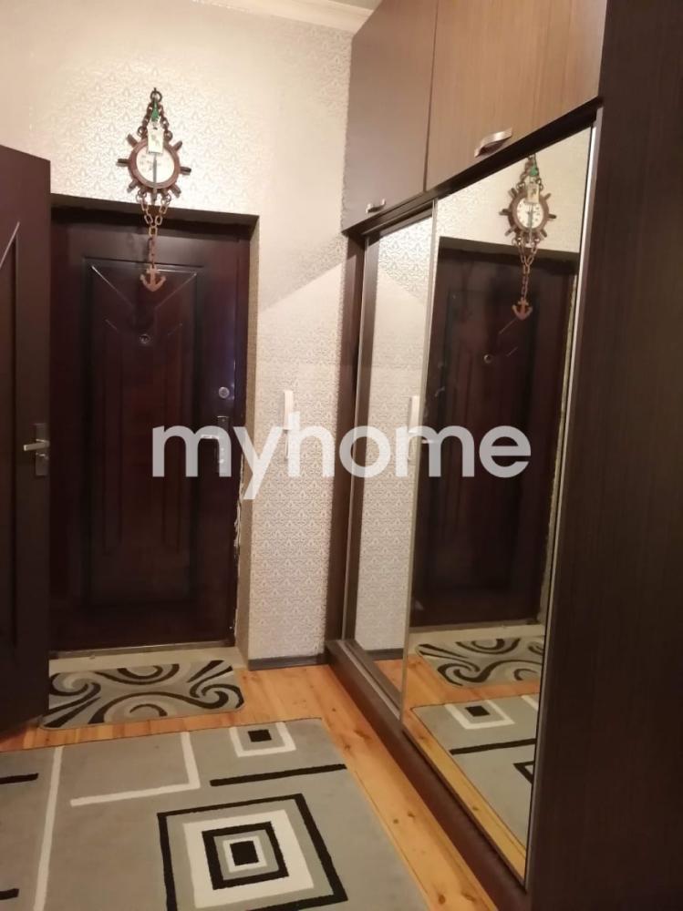  8-ci kilometr qəsəbəsində 67m² mənzil satılır