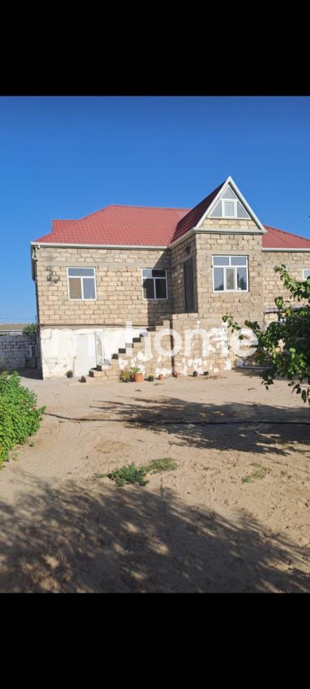  Albalılıq qəsəbəsində 220m² həyət evi satılır