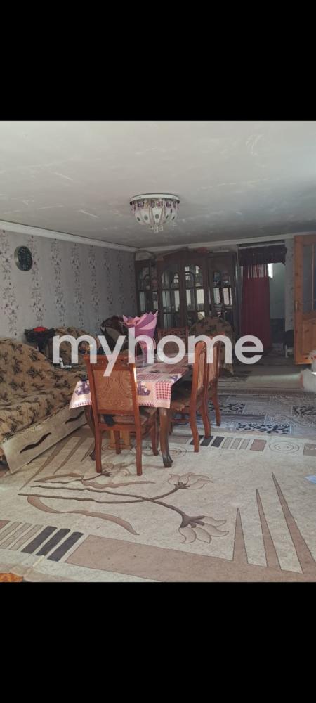  Albalılıq qəsəbəsində 220m² həyət evi satılır
