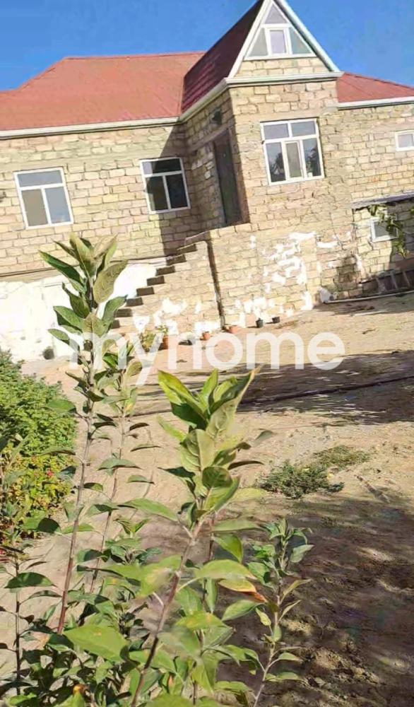  Albalılıq qəsəbəsində 220m² həyət evi satılır