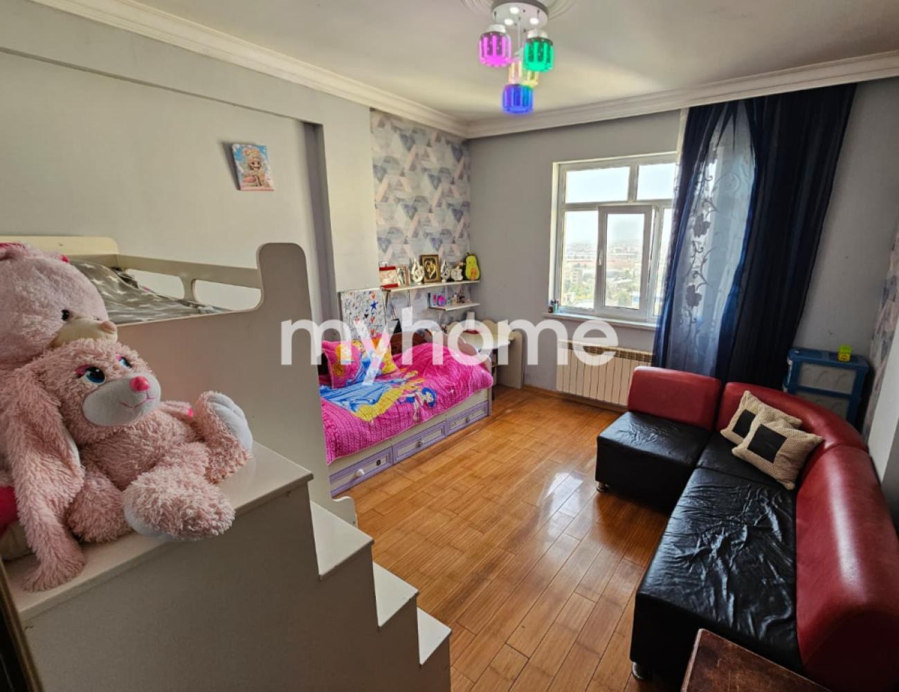 Bakıxanov qəsəbəsində 84m² mənzil satılır