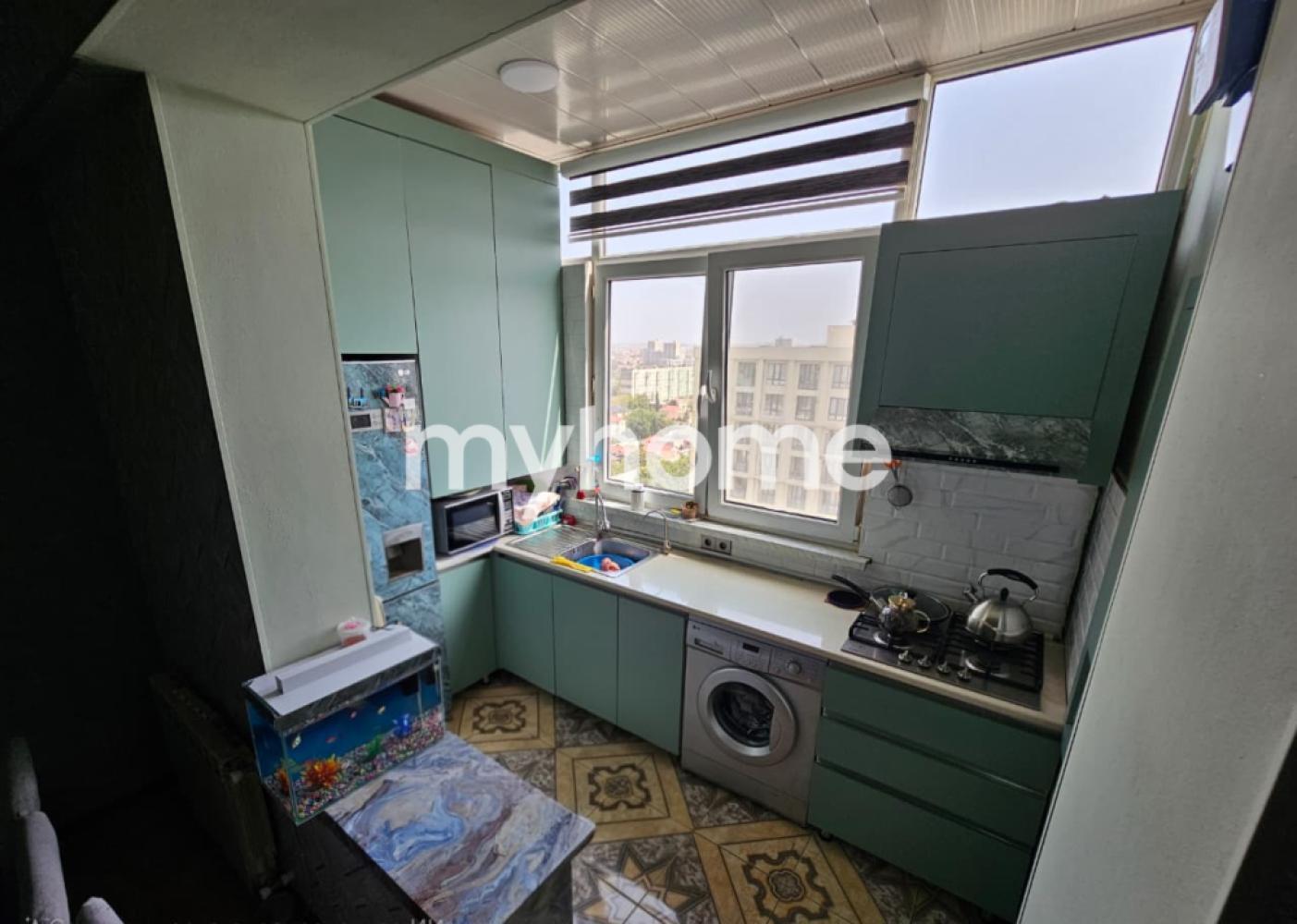  Bakıxanov qəsəbəsində 84m² mənzil satılır