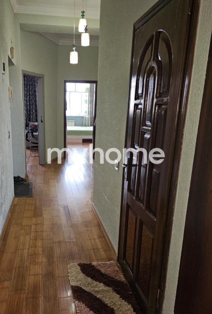  Bakıxanov qəsəbəsində 84m² mənzil satılır
