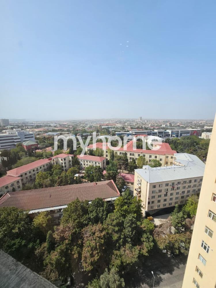  Bakıxanov qəsəbəsində 84m² mənzil satılır