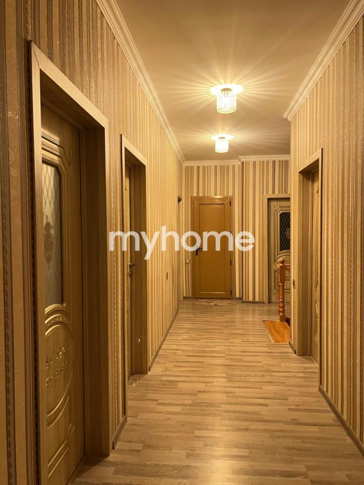 Qaraçuxur qəsəbəsi 260m² həyət evi satılır