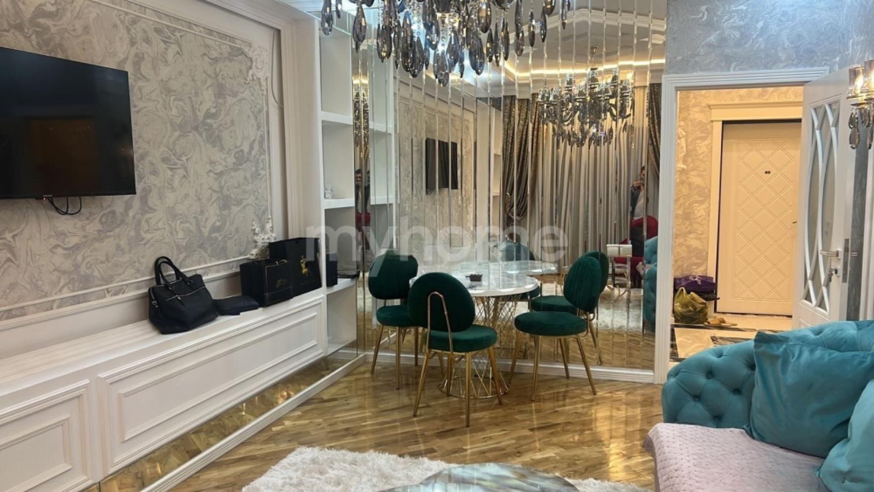  Bakı şəhərində 70m² mənzil kirayə verilir