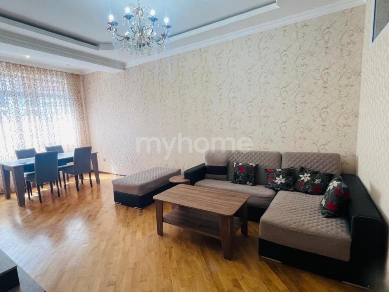  Bakı şəhərində 70m² mənzil kirayə verilir