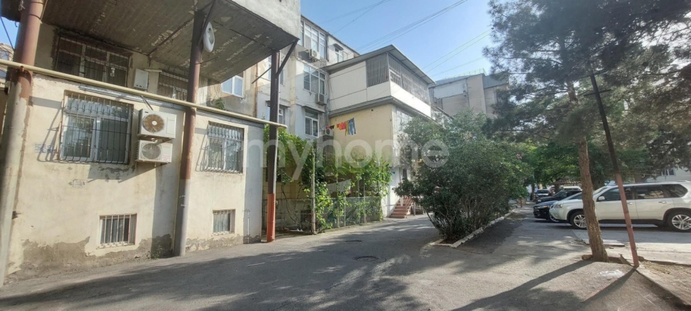  Bakı şəhərində 50m² mənzil kirayə verilir