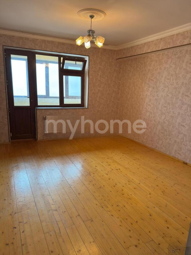  Sumqayıt şəhərində 75m² mənzil satılır