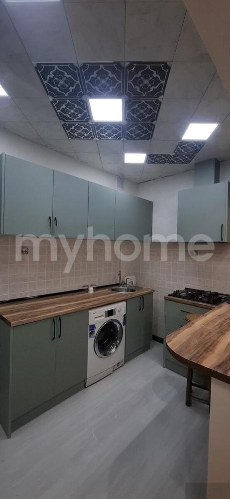  Yasamal qəsəbəsində 84m² mənzil kirayə verilir