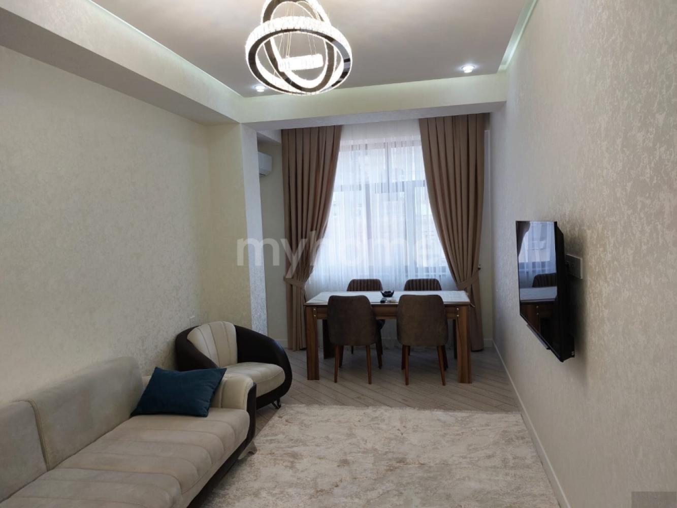  Sumqayıt şəhərində 100m² mənzil kirayə verilir