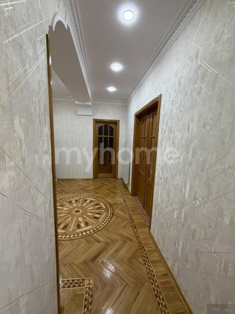  Bakı şəhərində 87m² mənzil satılır