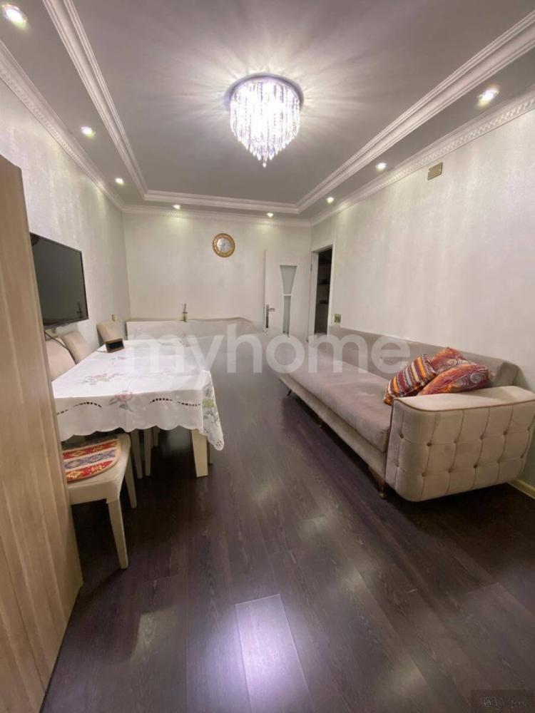  Bakı şəhərində 84m² mənzil satılır