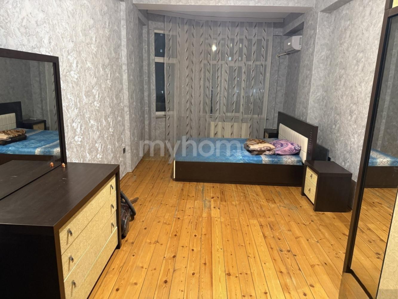  Bakı şəhərində 90m² mənzil kirayə verilir