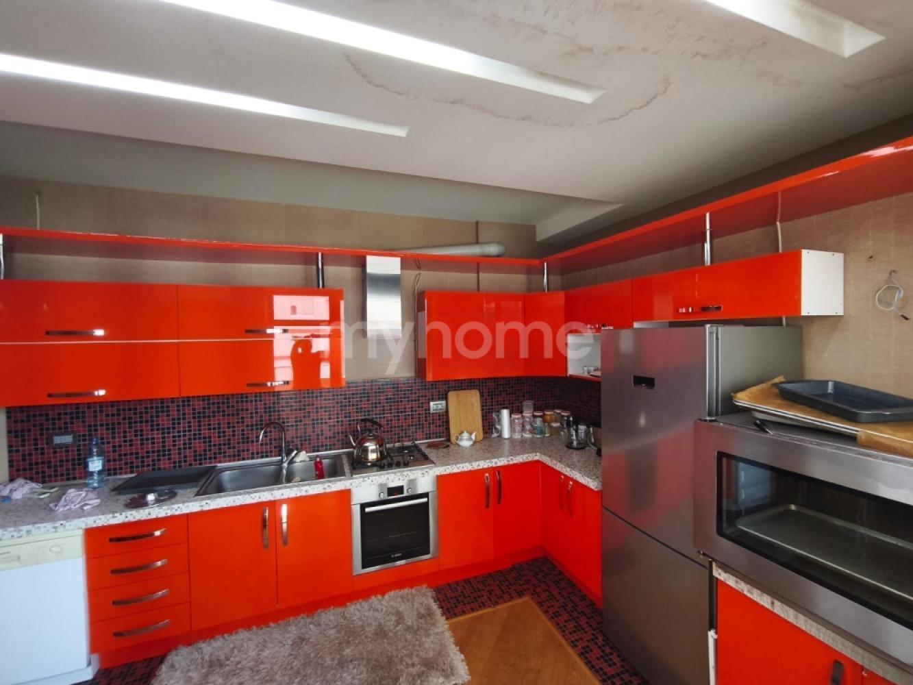  Bakı şəhərində 220m² mənzil satılır