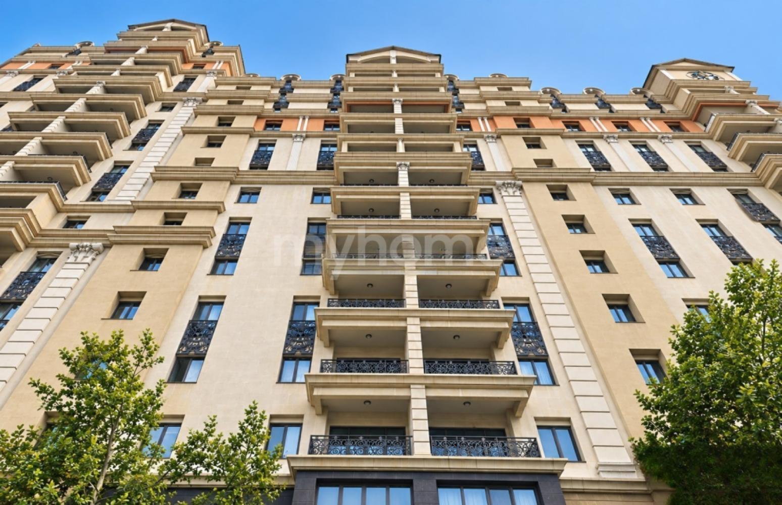  Bakı şəhərində 280m² mənzil satılır