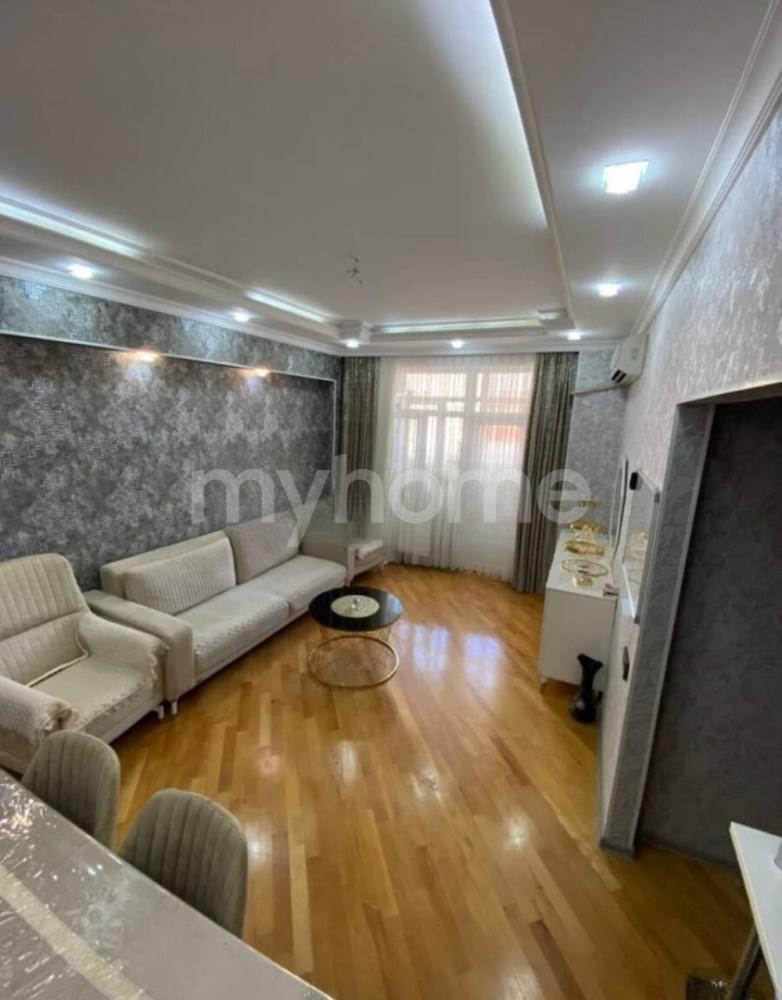  Bakı şəhərində 80m² mənzil satılır