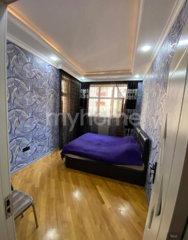  Bakı şəhərində 80m² mənzil satılır