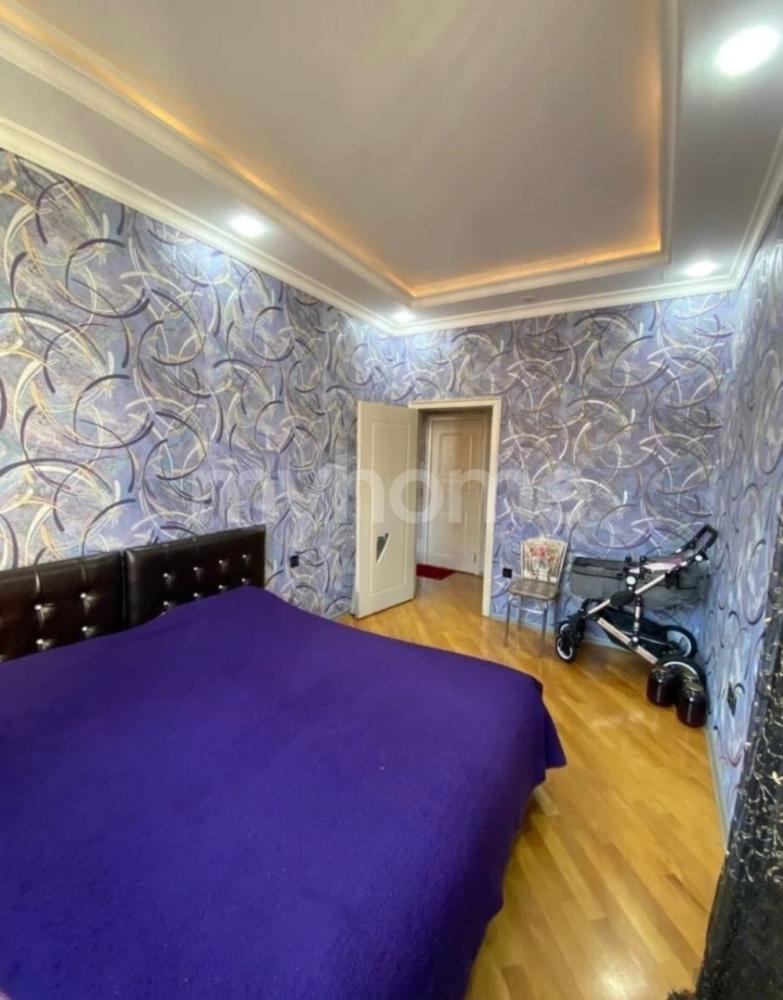  Bakı şəhərində 80m² mənzil satılır