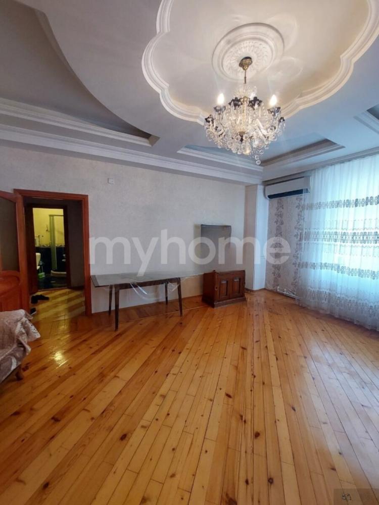  Sumqayıt şəhərində 62m² mənzil kirayə verilir