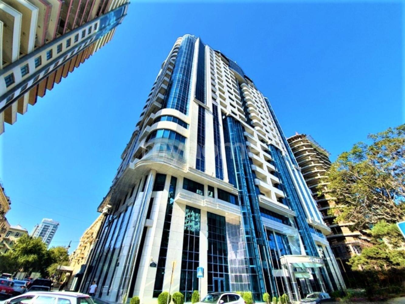  Bakı şəhərində 140m² mənzil kirayə verilir
