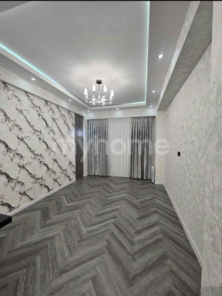  Bakı şəhərində 75m² mənzil satılır