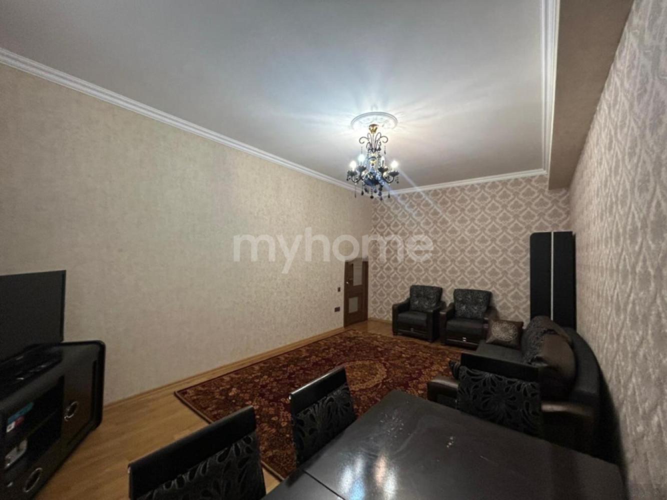  Bakı şəhərində 98m² mənzil satılır