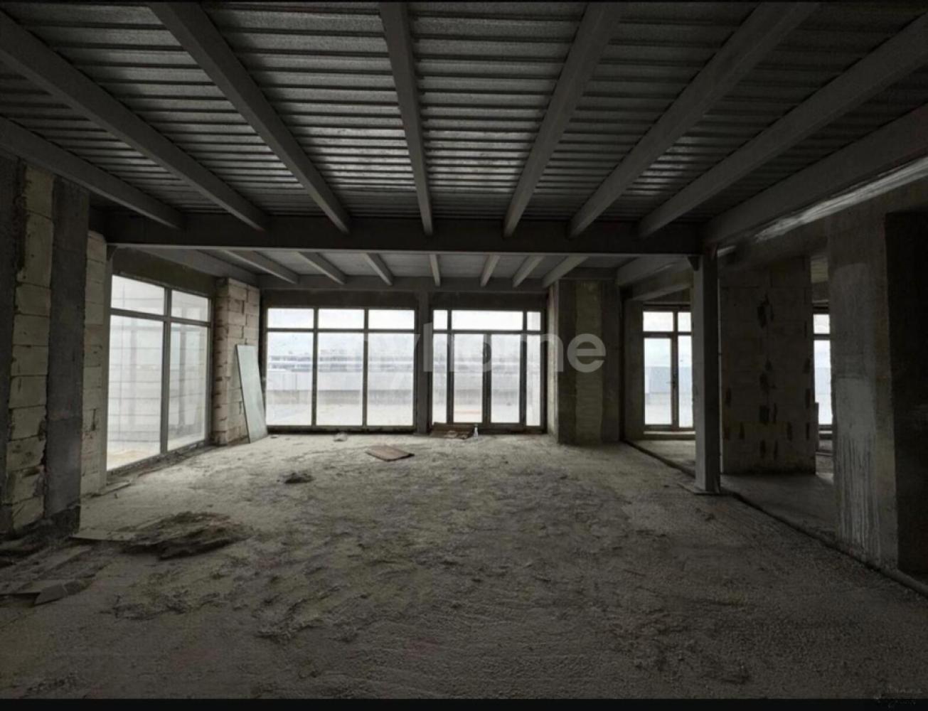  Bakı şəhərində 300m² mənzil satılır