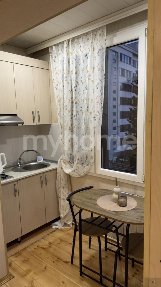  Bakı şəhərində 40m² mənzil kirayə verilir