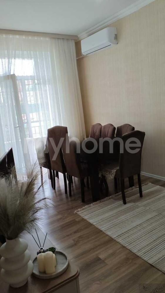  Yasamal qəsəbəsində 110m² mənzil satılır