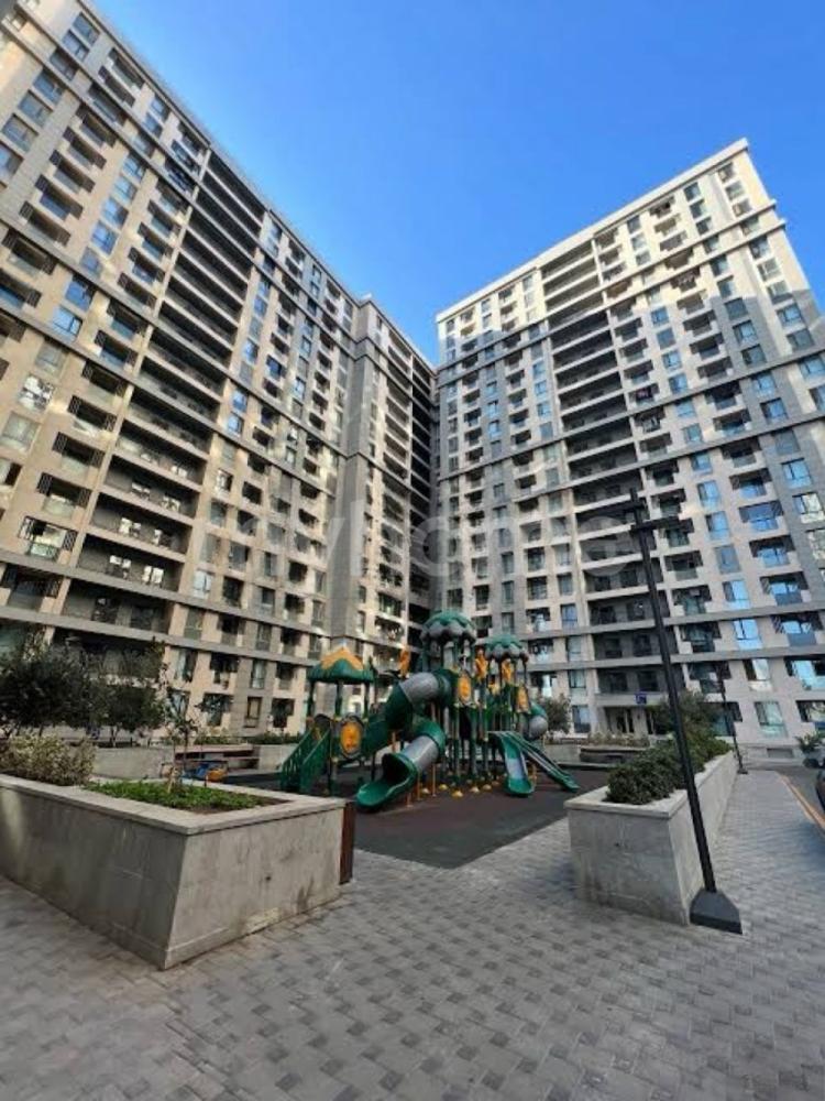  Bakı şəhərində 82m² mənzil satılır