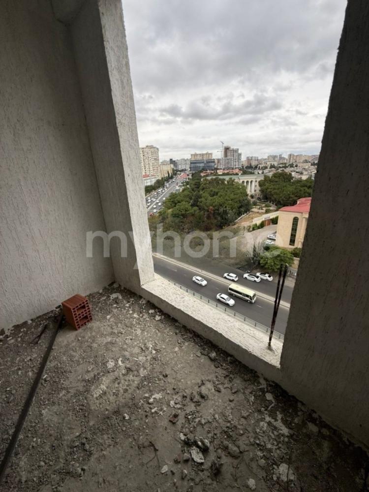  Bakı şəhərində 90m² mənzil satılır