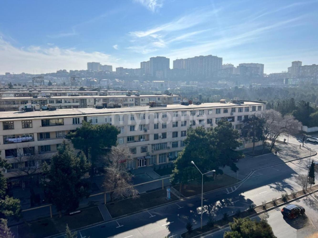 Bakıxanov qəsəbəsində 100m² mənzil satılır