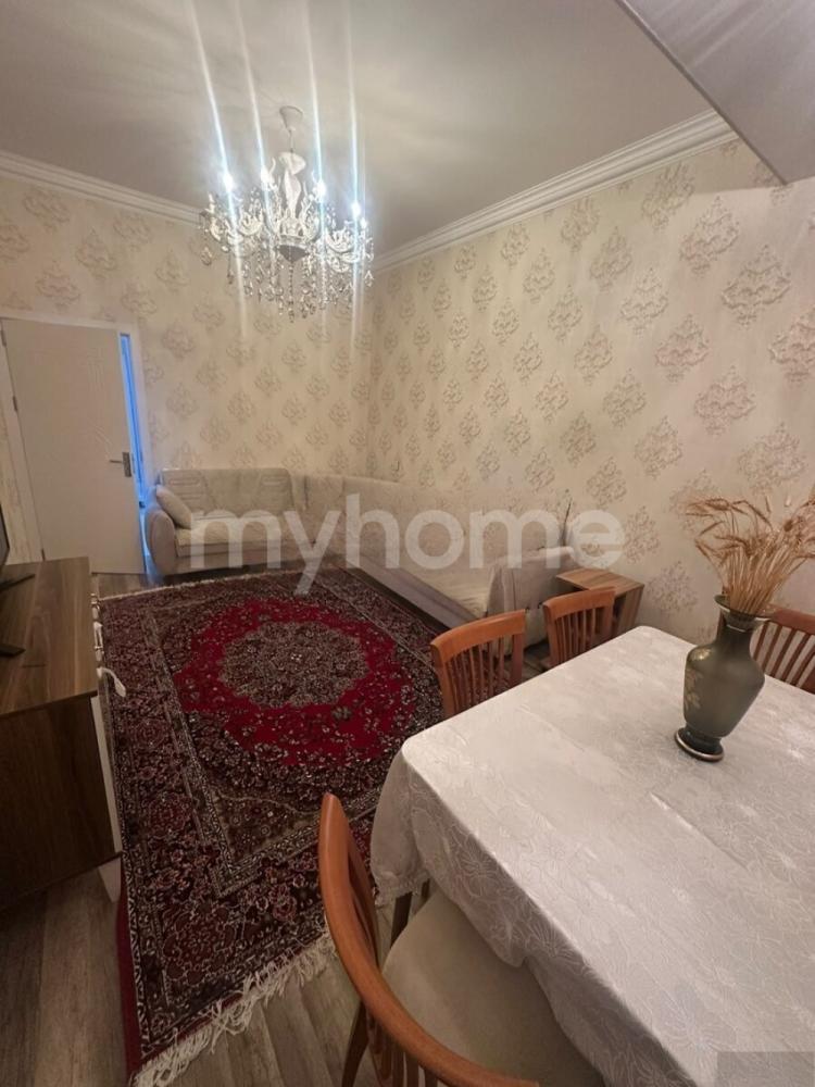  Bakı şəhərində 72m² mənzil kirayə verilir