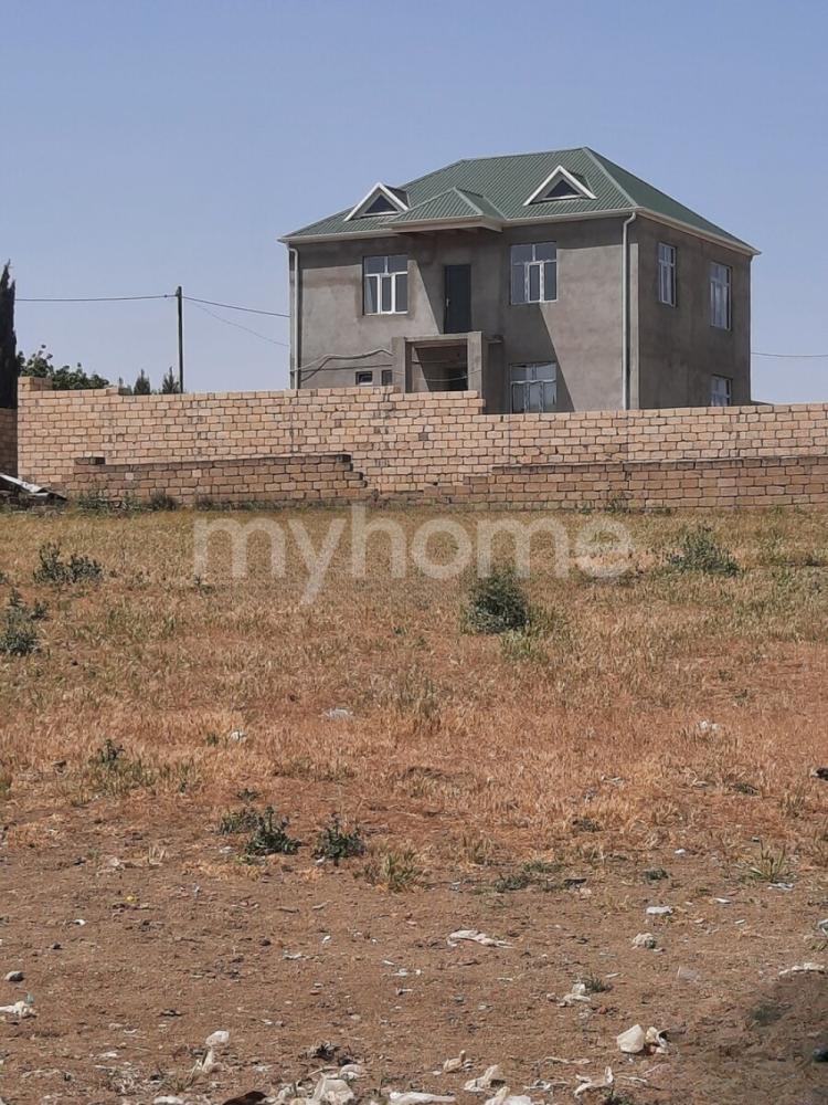  Bakı şəhərində torpaq satılır