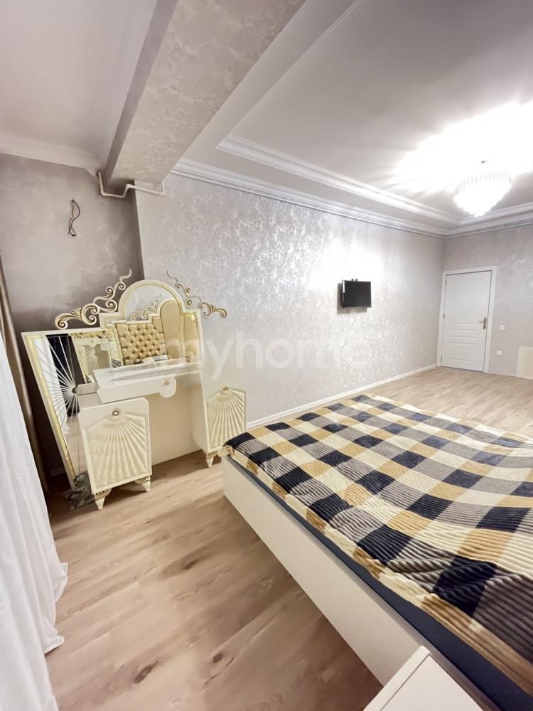  Saray qəsəbəsində 60m² mənzil kirayə verilir