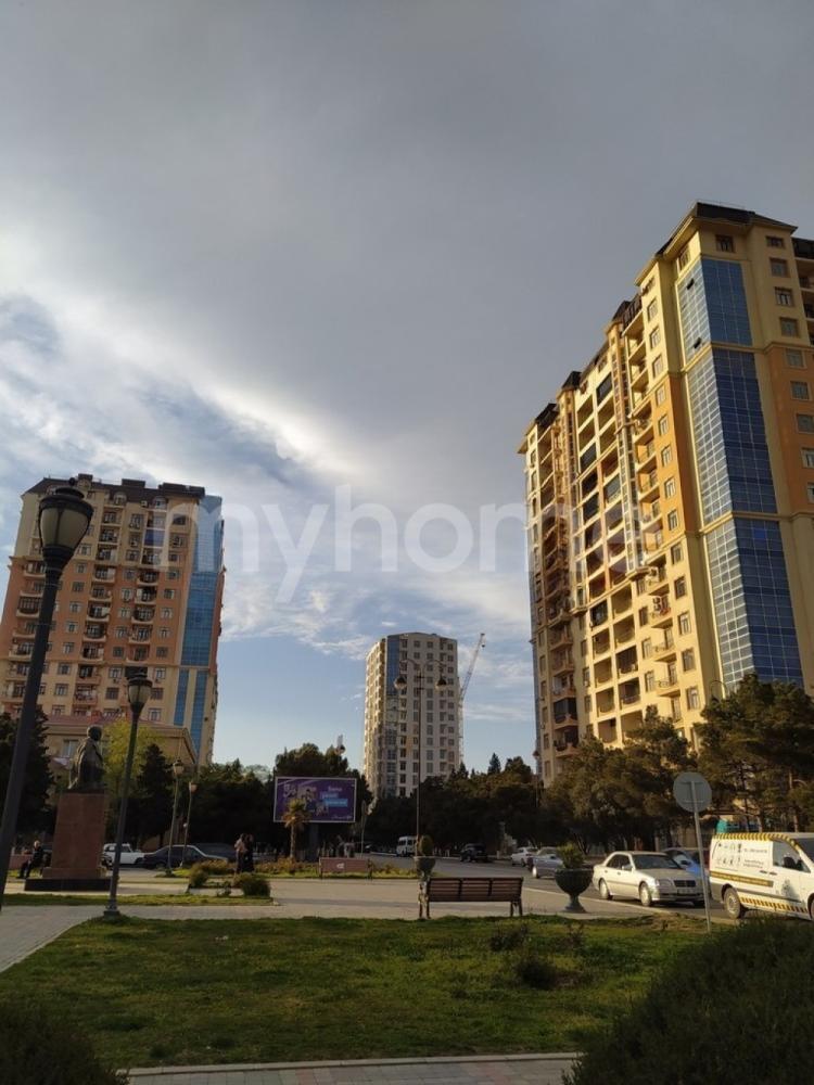  Sumqayıt şəhərində 140m² mənzil satılır