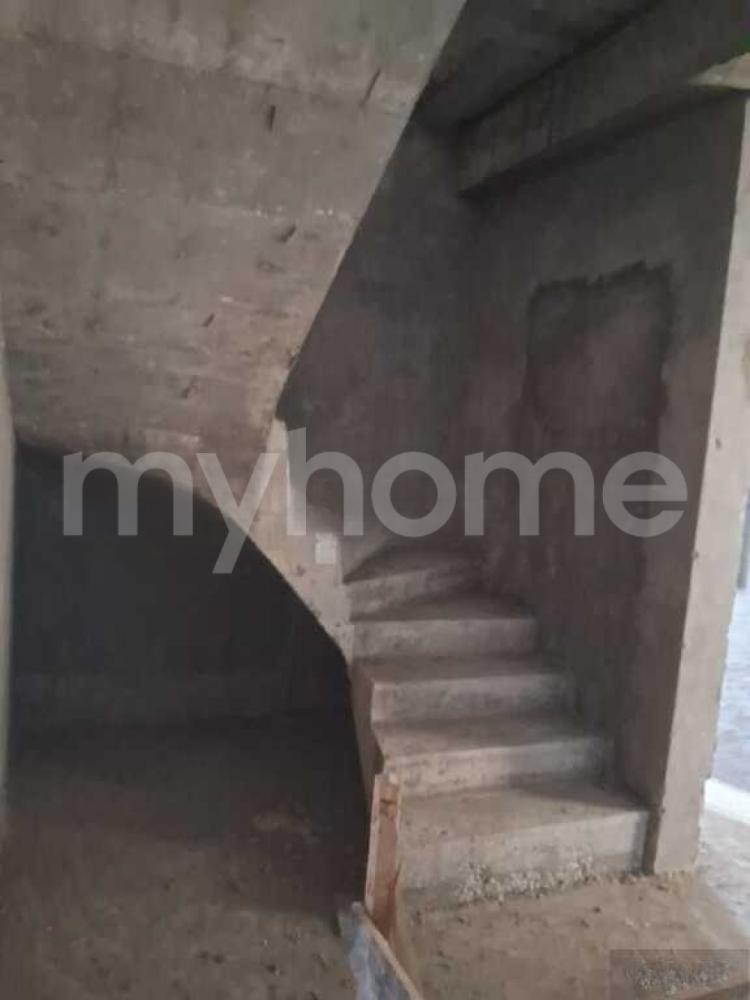 Sumqayıt şəhərində 140m² mənzil satılır