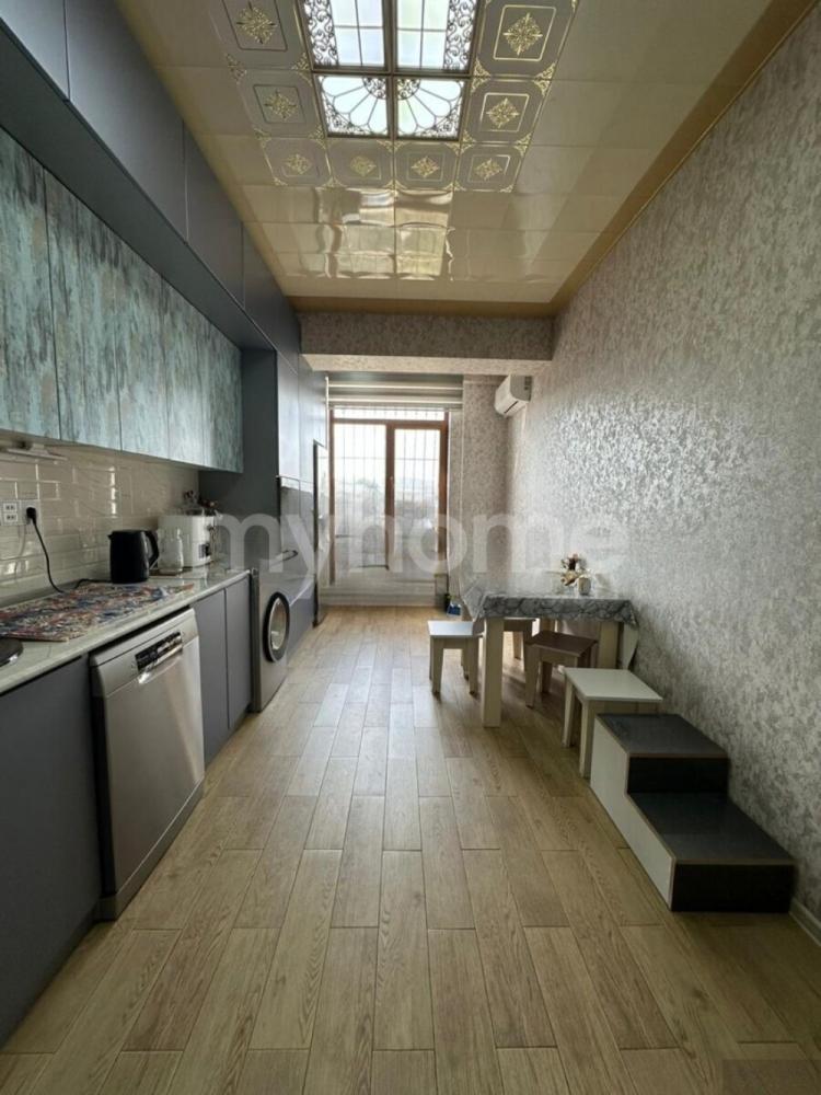  Xırdalan şəhərində 145m² mənzil satılır
