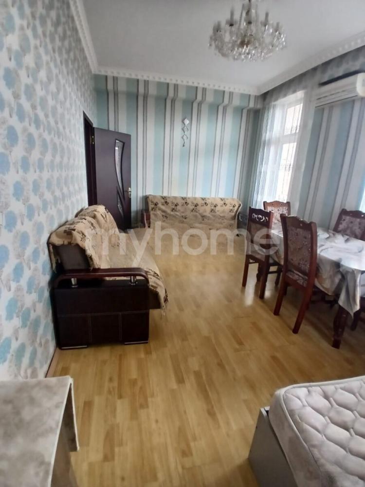  Xırdalan şəhərində 100m² mənzil kirayə verilir