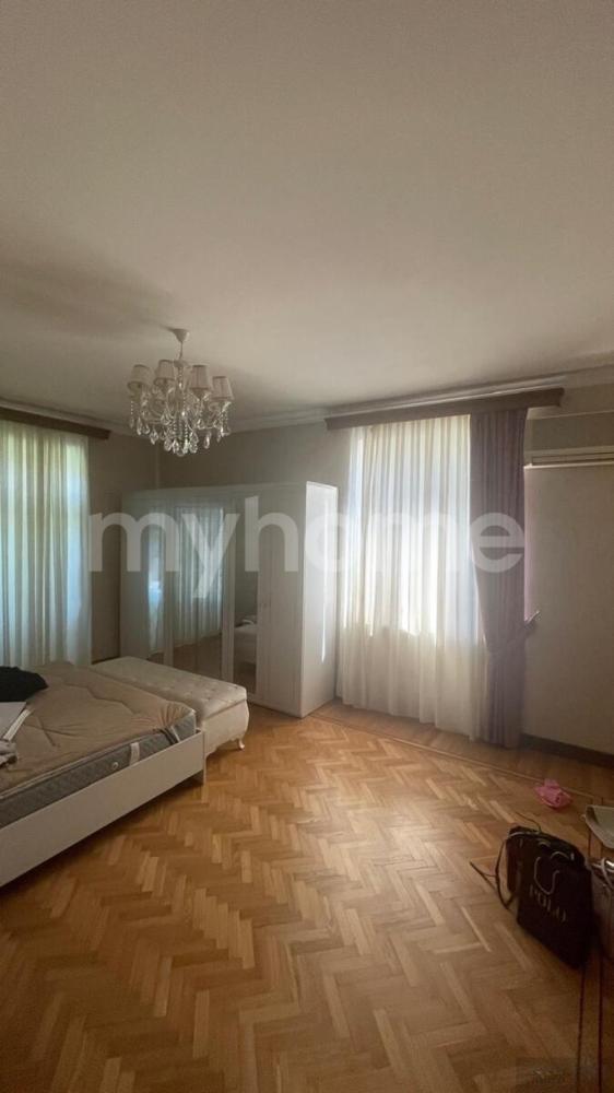  Bakı şəhərində 100m² mənzil kirayə verilir